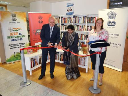 Otvoritev indijskega kotička v lucijski knjižnici (4)